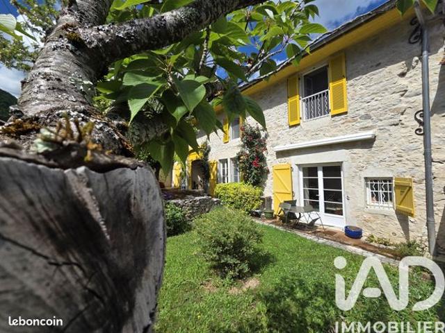 Propriété 5 pièces 163 m²