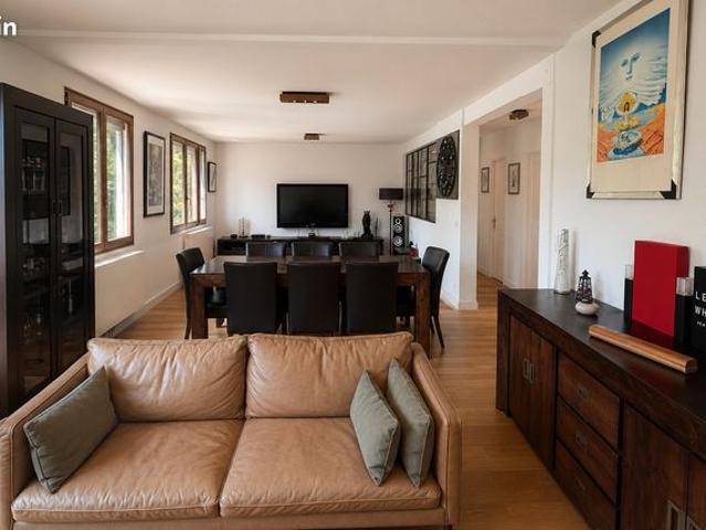 Propriété 5 pièces 163 m²