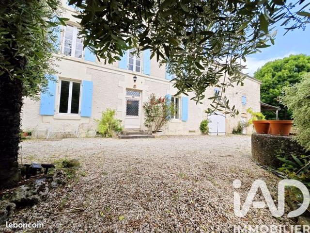 Propriété 5 pièces 174 m²