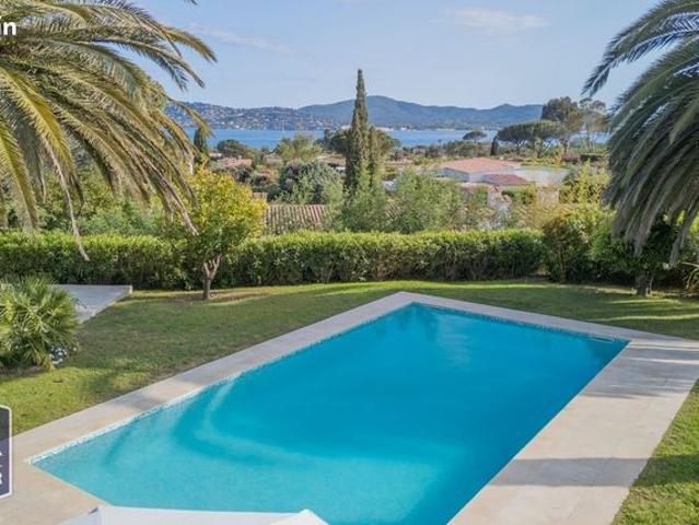 Propriété 5 pièces 174 m²