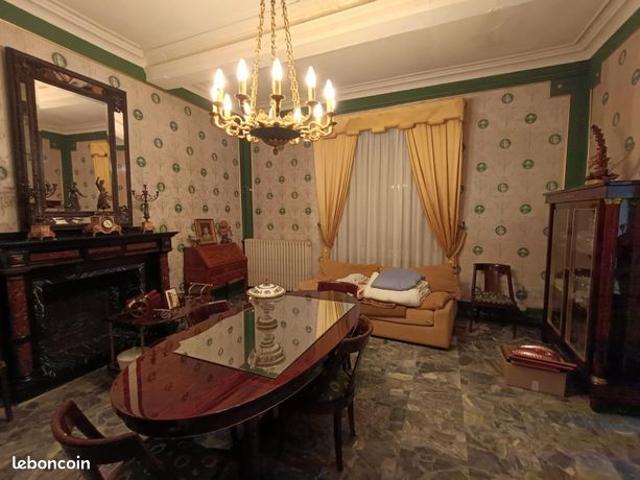 Propriété 5 pièces 175 m²
