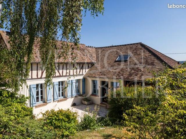 Propriété 5 pièces 175 m²
