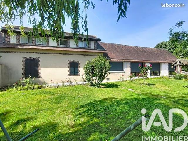 Propriété 5 pièces 177 m²