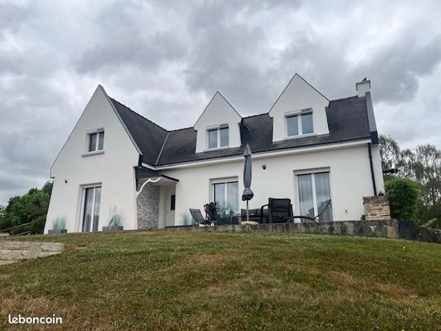 Propriété 5 pièces 177 m²
