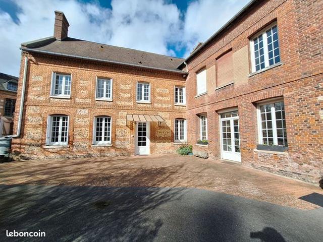 Propriété 5 pièces 179 m²