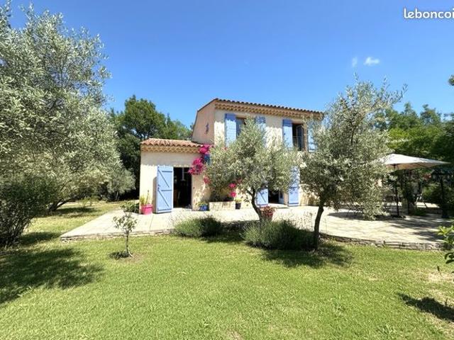 Propriété 5 pièces 170 m²