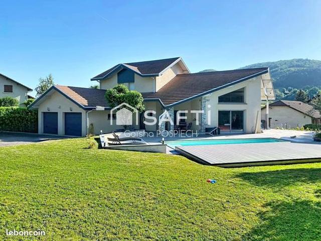 Propriété 5 pièces 170 m²
