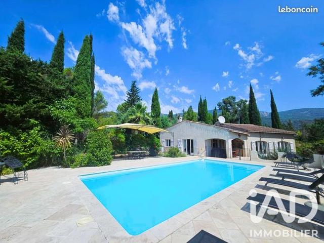 Propriété 5 pièces 171 m²
