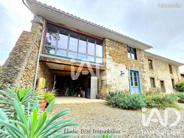 Propriété 5 pièces 172 m²