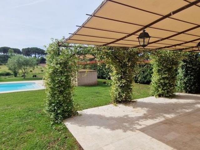 Propriété 5 pièces 172 m²