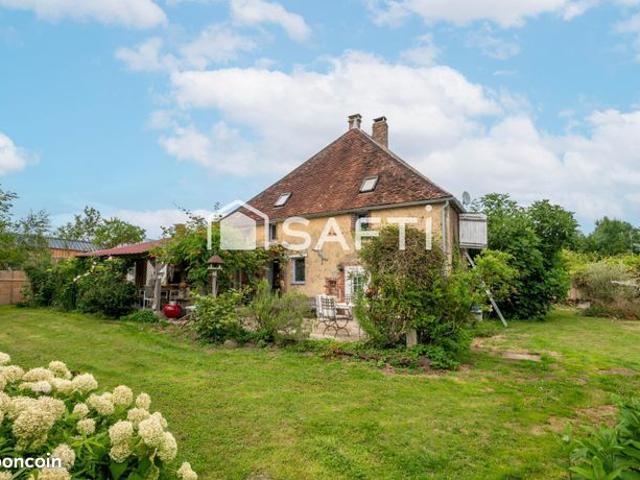 Propriété 5 pièces 172 m²