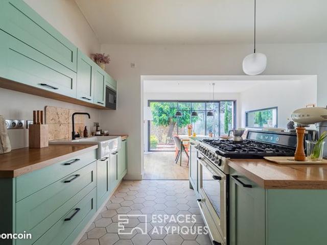 Propriété 5 pièces 173 m²