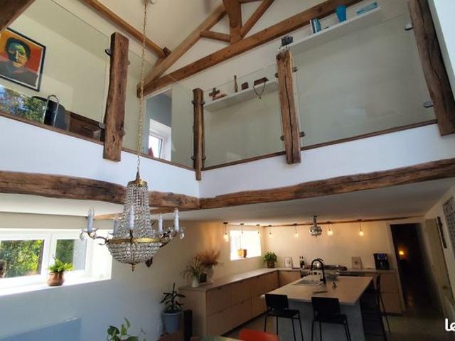 Propriété 5 pièces 187 m²