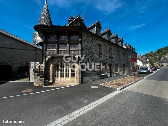 Propriété 5 pièces 187 m²