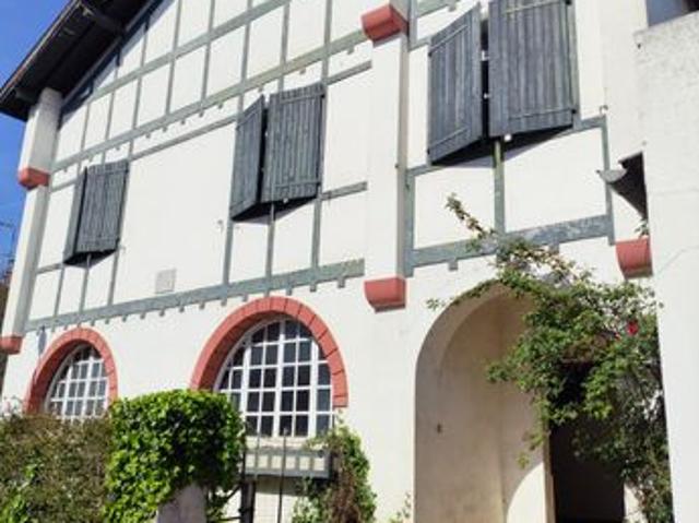 Propriété 5 pièces 188 m²