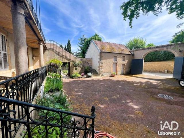 Propriété 5 pièces 189 m²