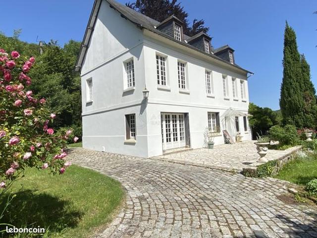 Propriété 5 pièces 189 m²