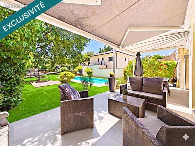 Propriété 5 pièces 180 m²