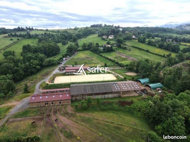 Propriété 5 pièces 180 m²