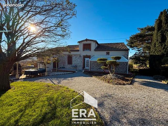 Propriété 5 pièces 180 m²