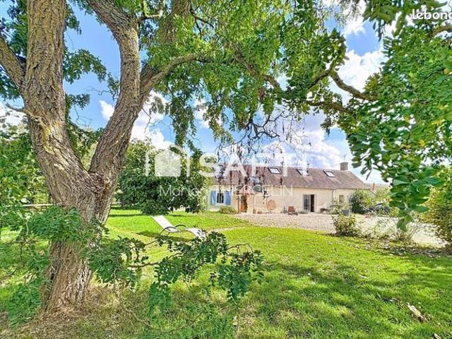 Propriété 5 pièces 180 m²