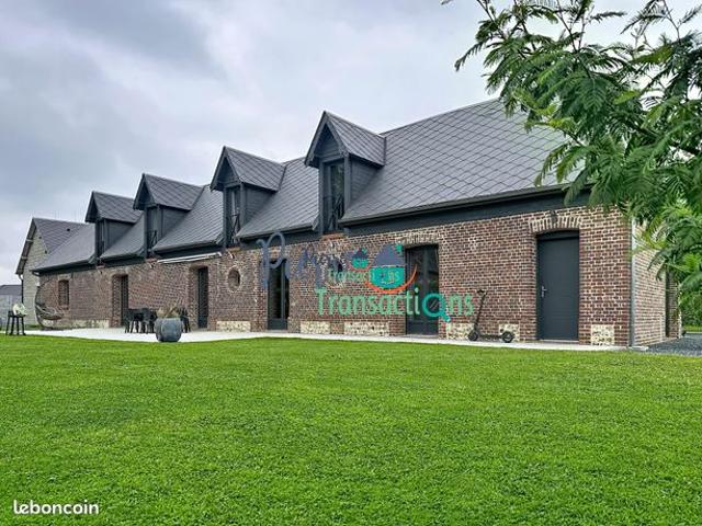 Propriété 5 pièces 180 m²