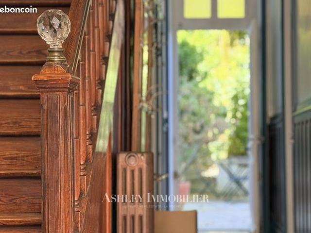 Propriété 5 pièces 180 m²