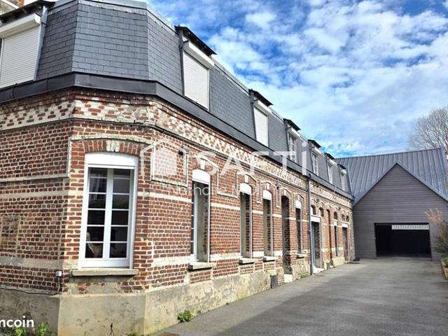 Propriété 5 pièces 183 m²