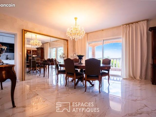 Propriété 5 pièces 194 m²