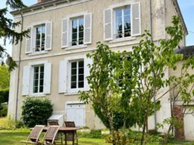 Propriété 5 pièces 194 m²