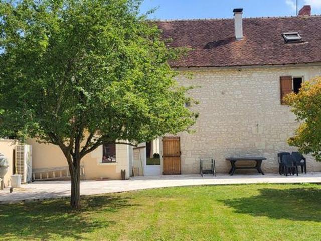 Propriété 5 pièces 195 m²