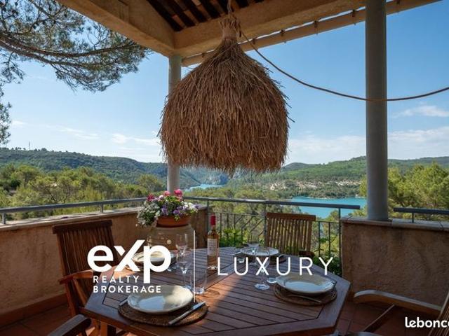 Propriété 5 pièces 195 m²