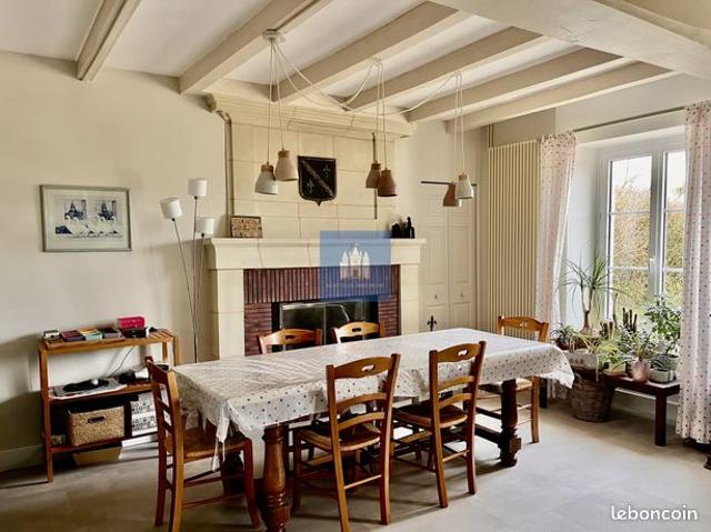 Propriété 5 pièces 196 m²