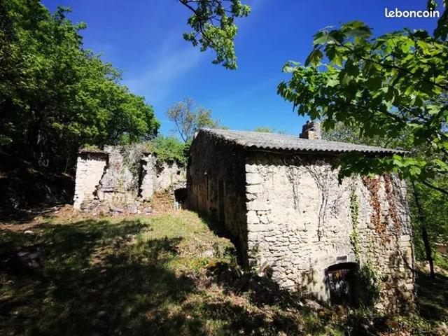 Propriété 5 pièces 196 m²