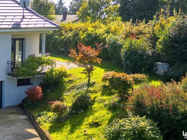 Propriété 5 pièces 196 m²