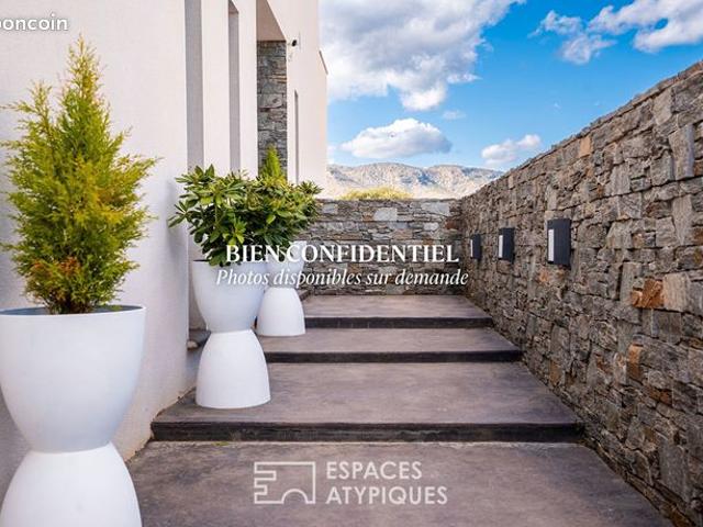 Propriété 5 pièces 198 m²