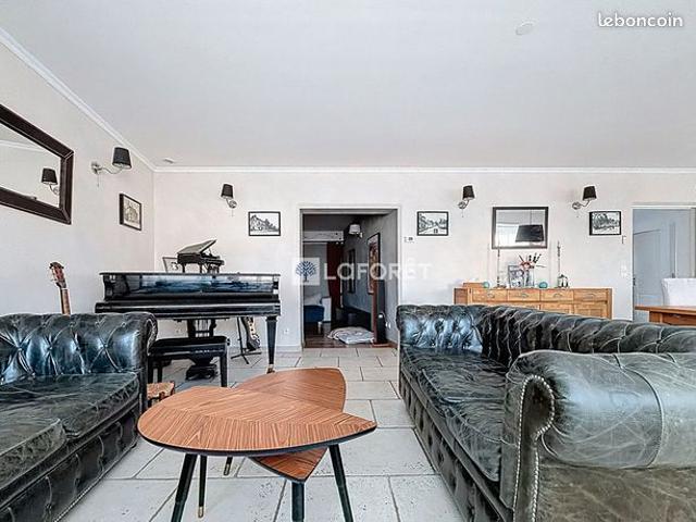 Propriété 5 pièces 198 m²