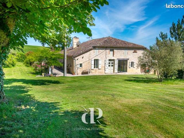 Propriété 5 pièces 190 m²