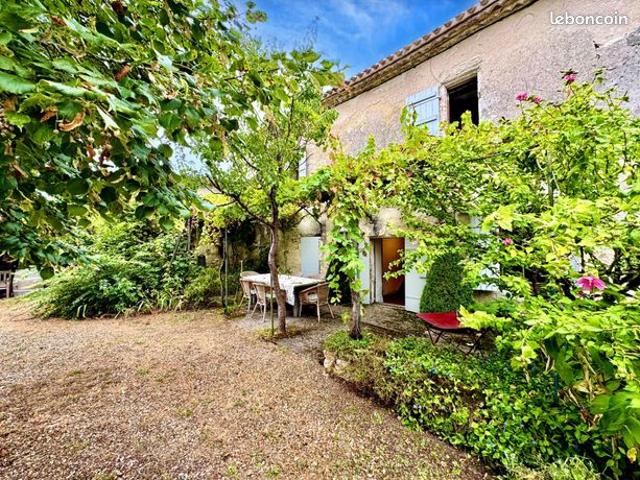 Propriété 5 pièces 190 m²