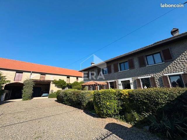Propriété 5 pièces 191 m²