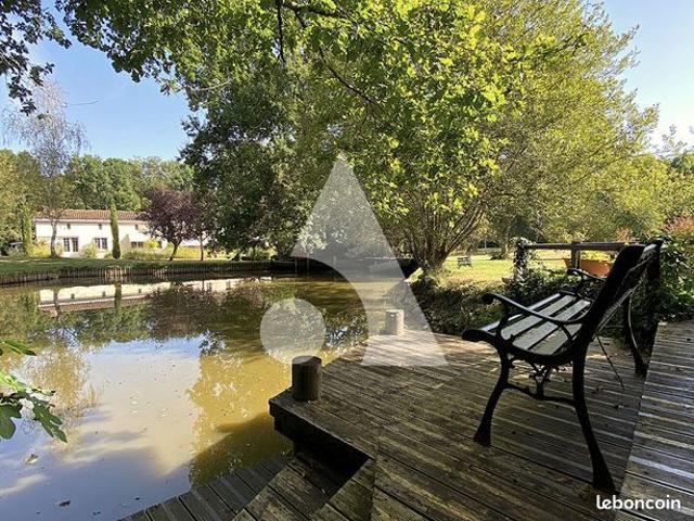 Propriété 5 pièces 192 m²
