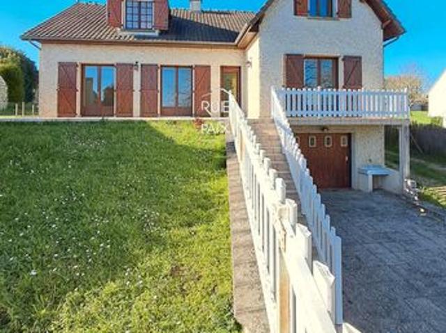 Propriété 5 pièces 192 m²