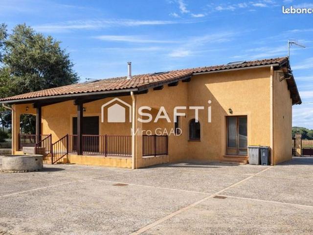 Propriété 5 pièces 192 m²