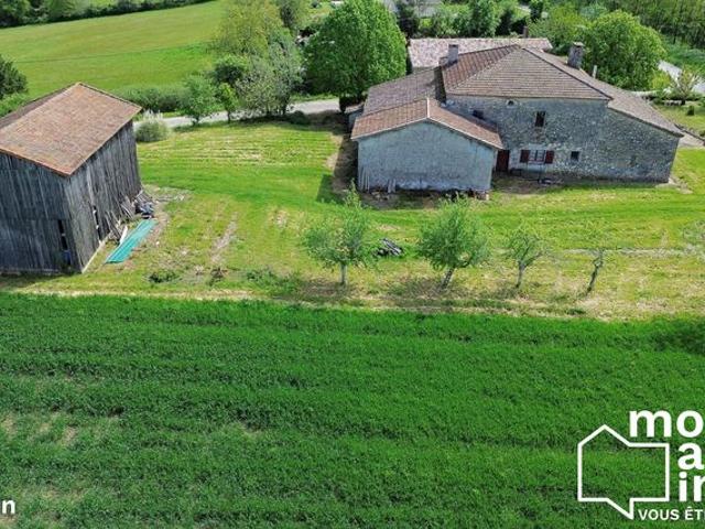 Propriété 5 pièces 204 m²