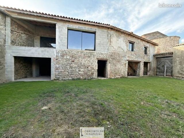 Propriété 5 pièces 200 m²