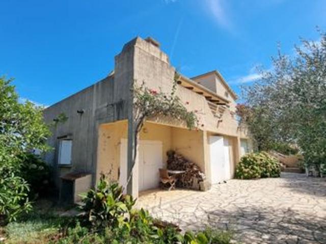 Propriété 5 pièces 200 m²