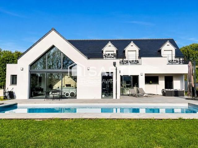 Propriété 5 pièces 200 m²