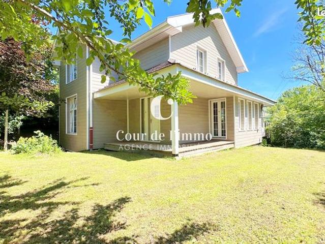 Propriété 5 pièces 200 m²