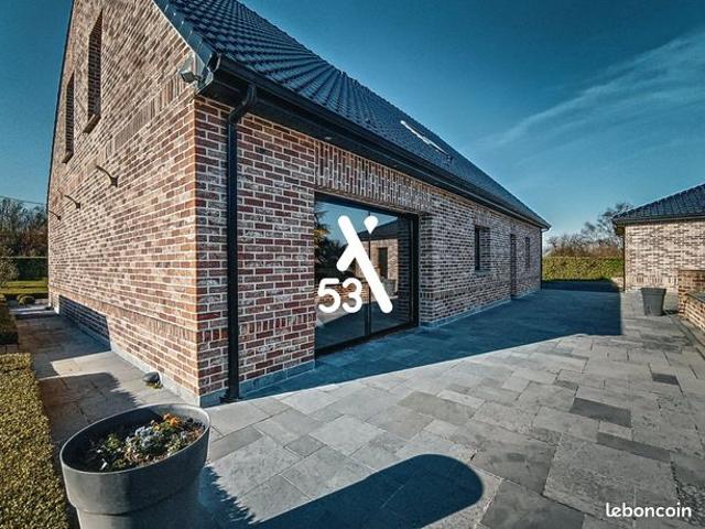 Propriété 5 pièces 200 m²