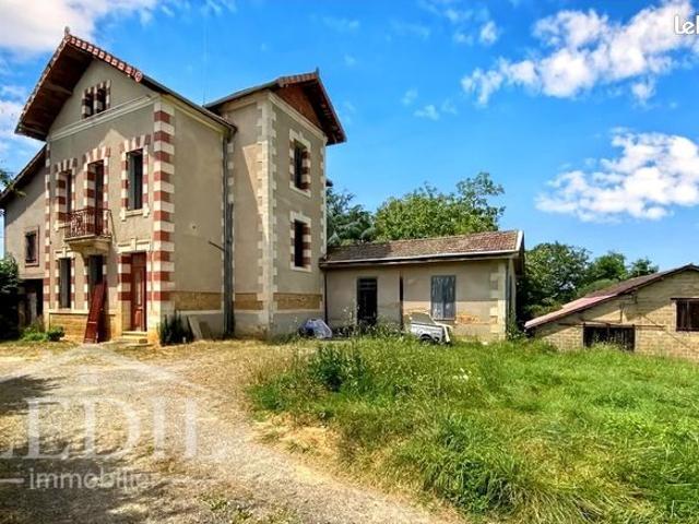 Propriété 5 pièces 200 m²